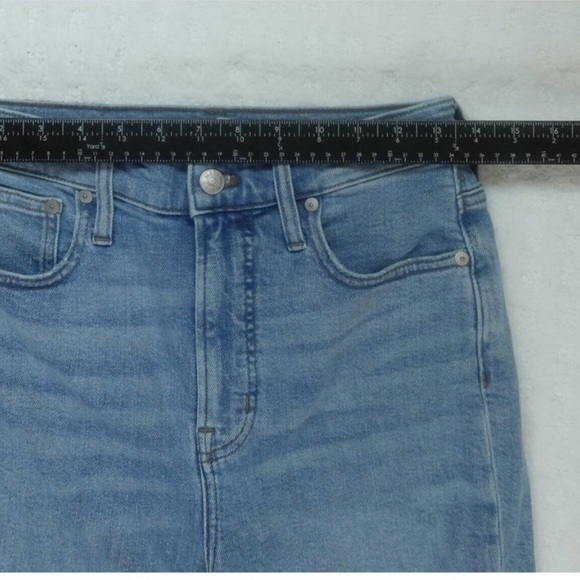Madewell Jeans - Womens 26 - The Perfect Vintage Jean Distressed Denim - Picture 4 of 11